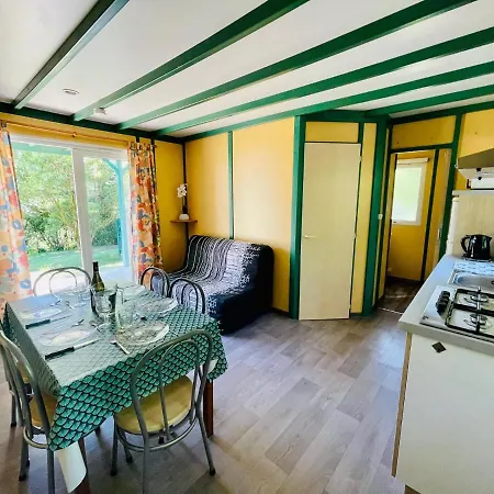 Flower La Pibola * Camon (Languedoc-Roussillon)