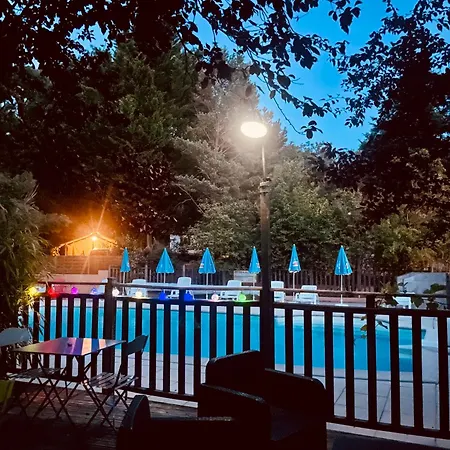 营地 Flower La Pibola