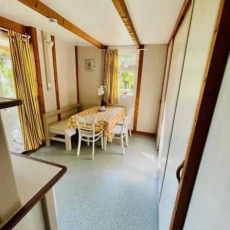 Flower La Pibola 营地 *