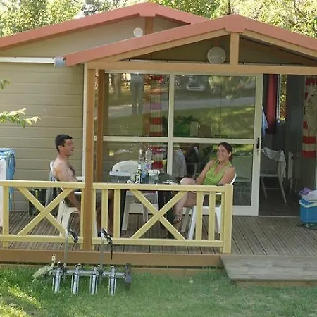 Campsite Flower La Pibola Camon (Languedoc-Roussillon)