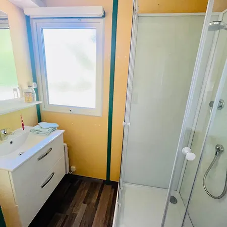 Flower La Pibola * Camon (Languedoc-Roussillon)